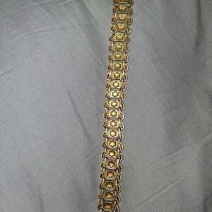 Gold Tone Decorative Link Bracelet